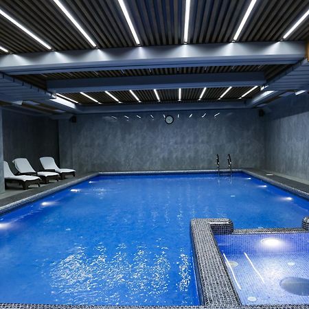 Mir Luxe Plaza Hotel Tashkent Exterior photo