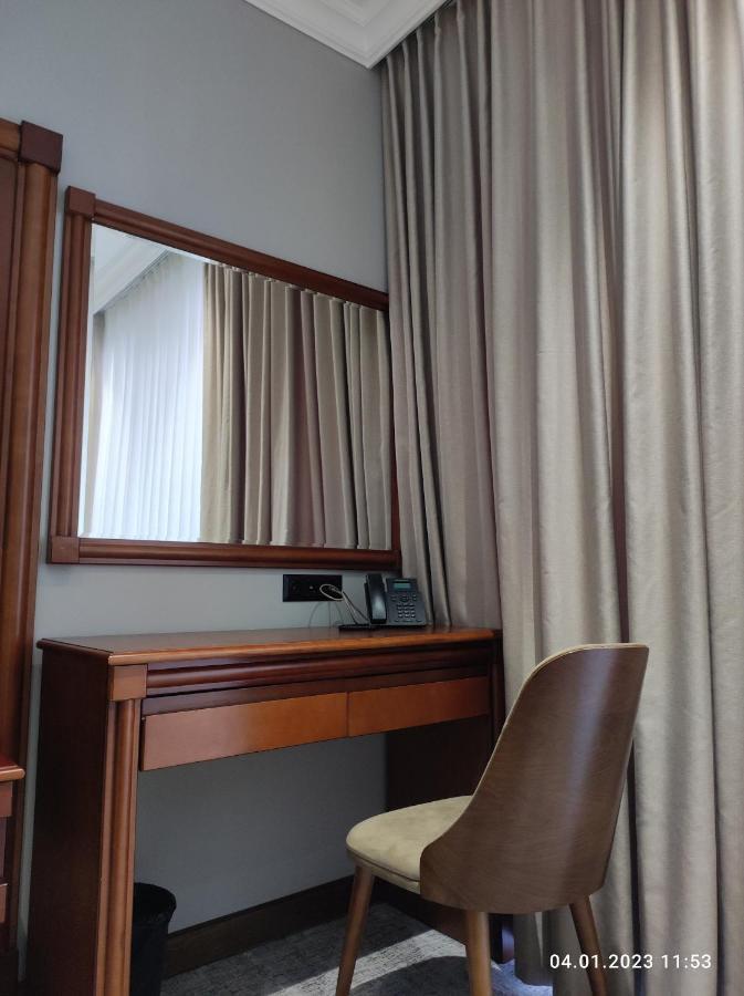 Mir Luxe Plaza Hotel Tashkent Exterior photo