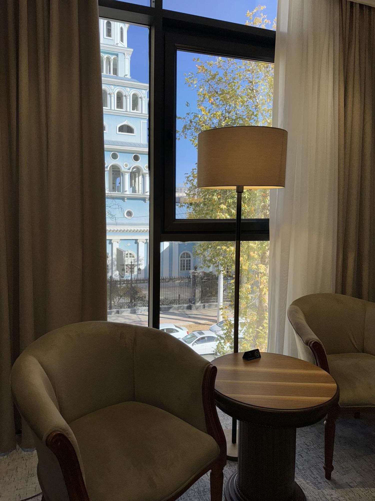 Mir Luxe Plaza Hotel Tashkent Exterior photo